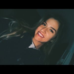 Meet your Posher, Brianna